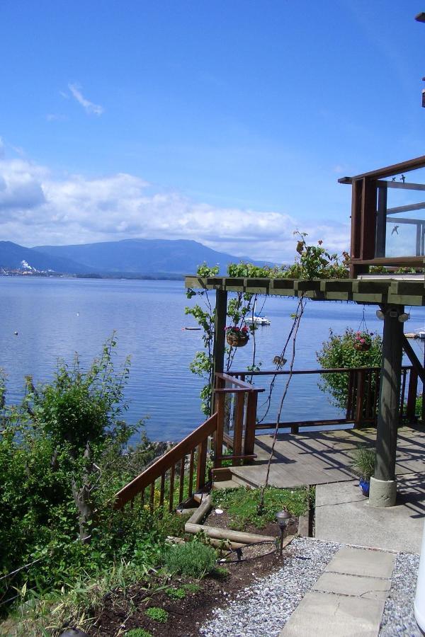 Hotel Beachfront At Vesuvius Ganges Exterior foto